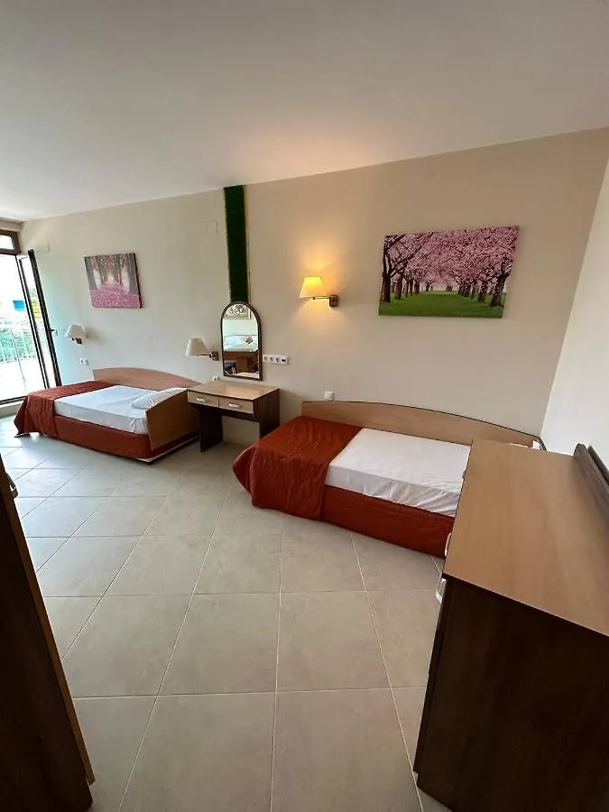 Briz Beach Apartments - Section B Sunny Beach Bulgaria